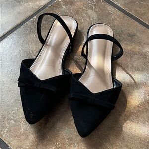 TOP Moda Black Pointed Toe Slingback Flats